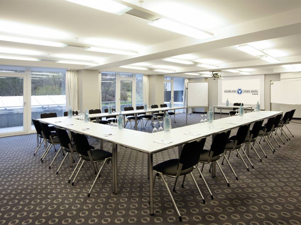 Konferenzraum 4 Fotos