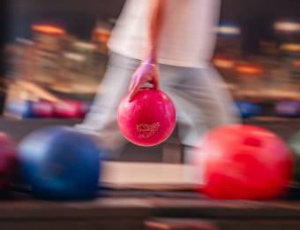 Kletterin in der Kletterhalle Willingen