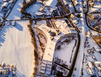 Luftaufnahme Draufsicht Sauerland Stern Hotel Willingen im Winter