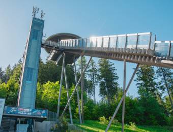 Weltcup-Luft an der Mühlenkopfschanze schnuppern: Die größte Großschanze der Welt - Sauerland Stern Hotel Willingen