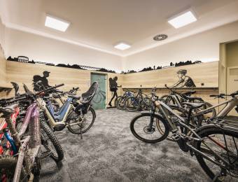 Unser Service für Biker: Fahrradkeller im Hotel und Verleih im Ort - Sauerland Stern Hotel Willingen