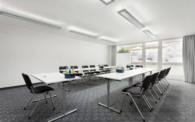Seminarraum U-Form Sauerland Stern Hotel