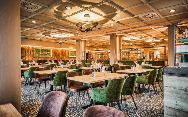 Modernes Ambiente im Restaurant Esszeit im Sauerland Stern Hotel Willingen