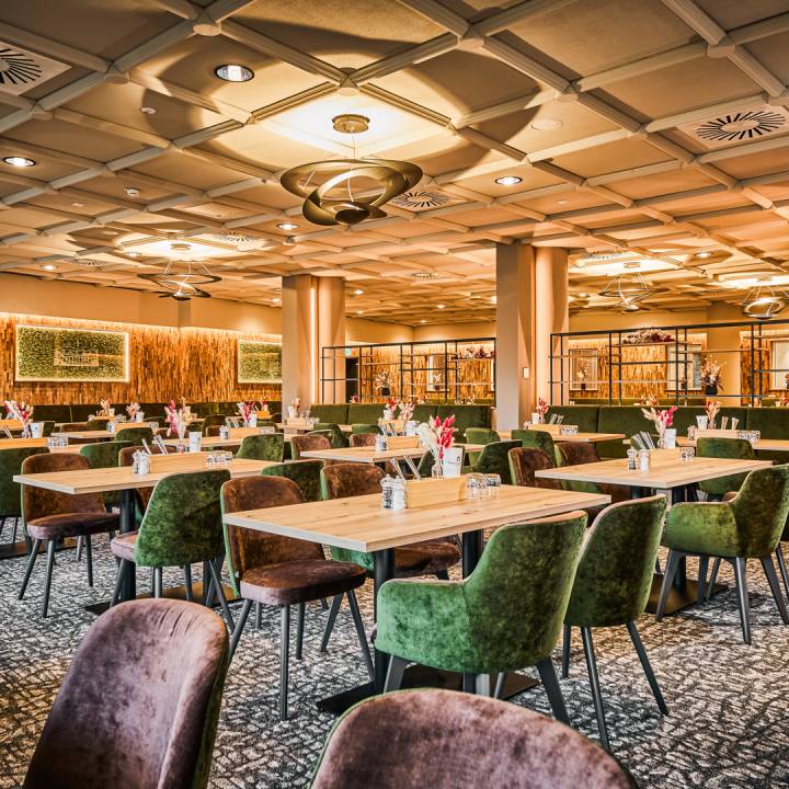 Modernes Ambiente im Restaurant Esszeit im Sauerland Stern Hotel Willingen