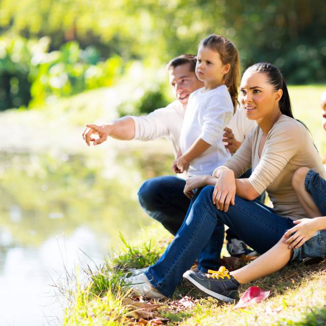 Familie am See