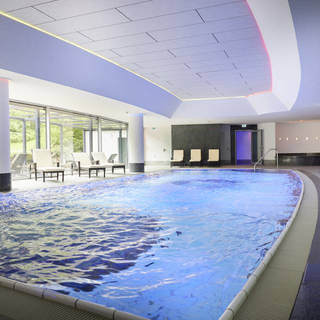 Hallenbad im Wellnessbereich im Sauerland Stern in Willingen