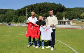 SCW mit neuem Hauptsponsor in die Saison - Sauerland Stern Hotel wieder mit an Board, Bild 1/2