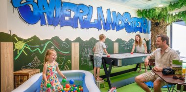 Sympathische Model-Familie für Sauerland Stern Hotel gesucht, Bild 2/4